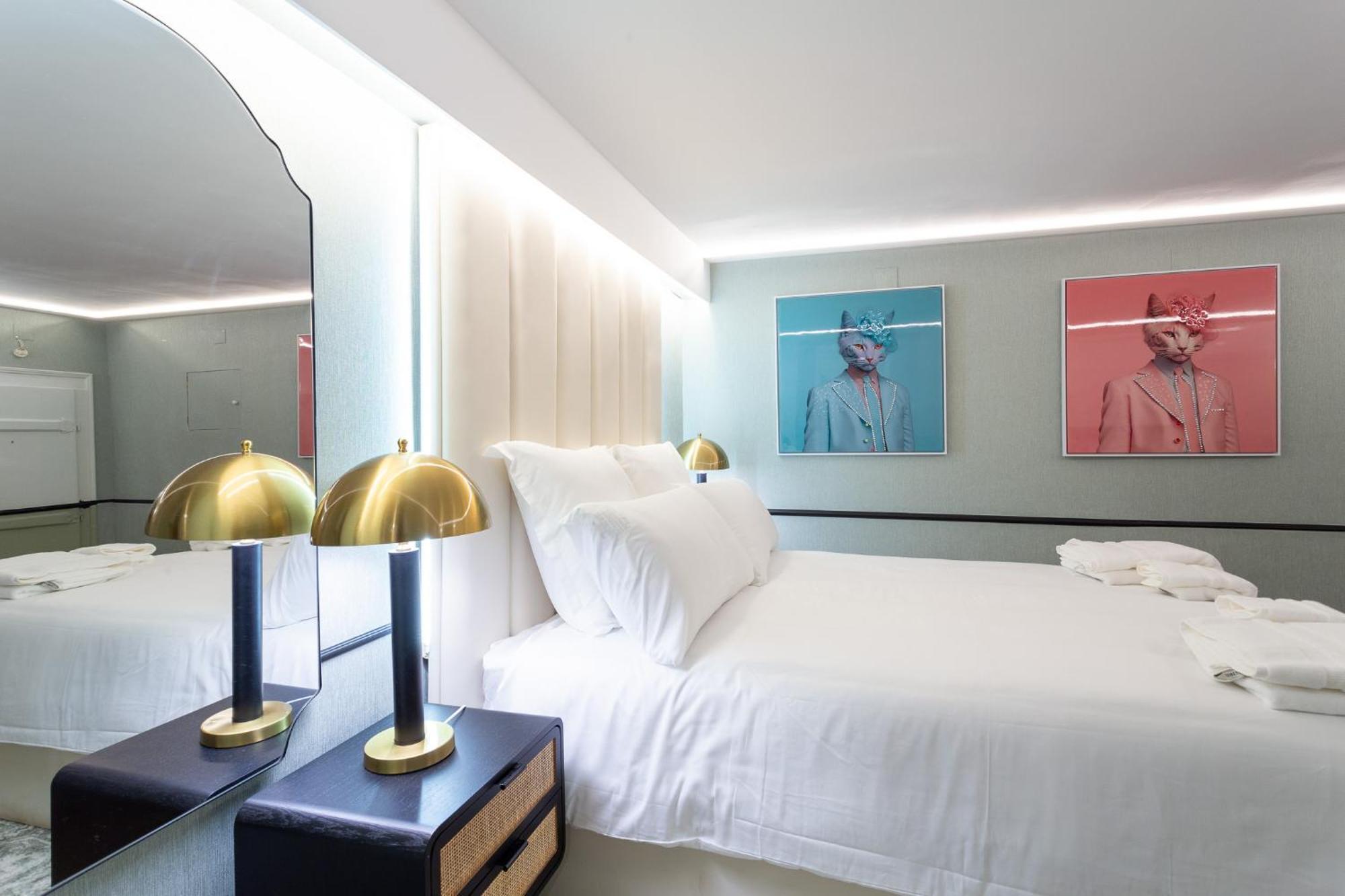 Camoes Lounge Apartment W/Courtyard Lisbona Esterno foto
